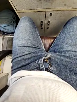 Snapshot of _Danny__ chatting on 23, 10, 2025 Danny online show from 23, 10, 2025