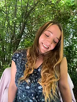 Snapshot of sashapulse chatting on 27, 11, 2025 sashapulse online show from 27, 11, 2025