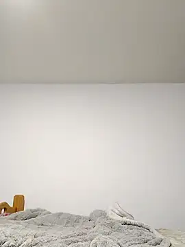 Aurora blaack online show from 7, 3, 2026