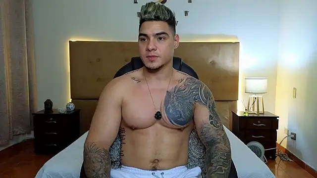 Snapshot of Steven_Velez chatting on 16, 9, 2025 Steven Velez online show from 16, 9, 2025