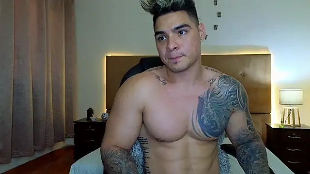 Snapshot of Steven_Velez chatting on 17, 10, 2025 Steven Velez online show from 17, 10, 2025