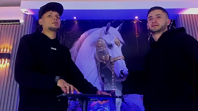 Snapshot of Dominic_Max_ chatting on 12, 9, 2025 Dominic Max  online show from 12, 9, 2025