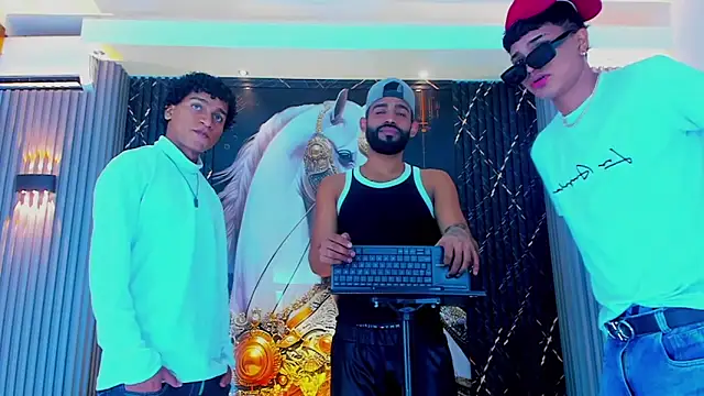 Snapshot of Dominic_Max_ chatting on 21, 9, 2025 Dominic Max  online show from 21, 9, 2025