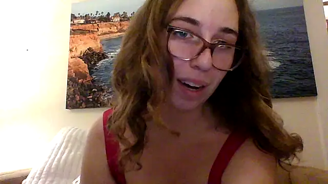 Snapshot of sweetsocalgirl chatting on 18, 11, 2025 sweetsocalgirl online show from 18, 11, 2025