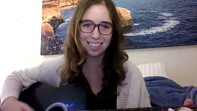 Snapshot of sweetsocalgirl chatting on 21, 11, 2025 sweetsocalgirl online show from 21, 11, 2025