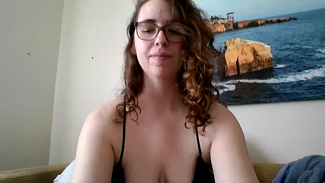 Snapshot of sweetsocalgirl chatting on 6, 3, 2026 sweetsocalgirl online show from 6, 3, 2026