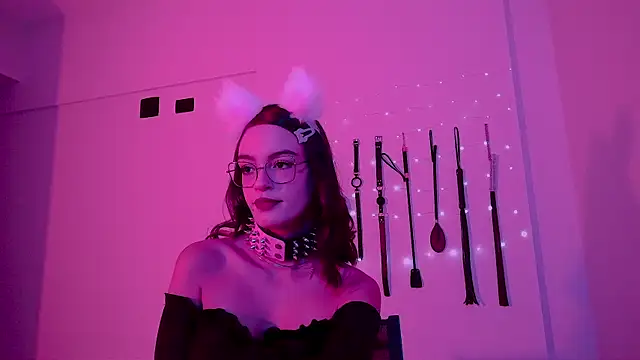 Snapshot of nina_kink chatting on 12, 5, 2026 nina kink online show from 12, 5, 2026