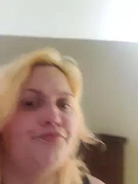 Jynxthefoxyfuck online show from 7, 11, 2025