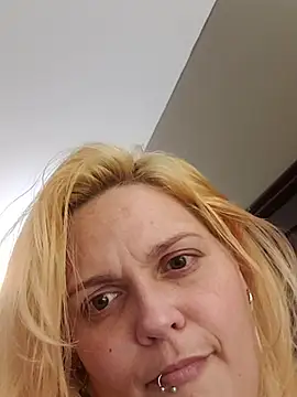 Jynxthefoxyfuck online show from 10, 11, 2025