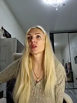 Monna online show from 4, 12, 2025