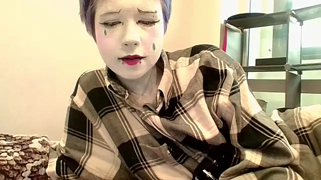 Snapshot of CarolineRichter chatting on 30, 10, 2025 CarolineRichter online show from 30, 10, 2025