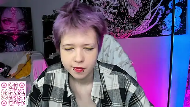 Snapshot of CarolineRichter chatting on 16, 11, 2025 CarolineRichter online show from 16, 11, 2025