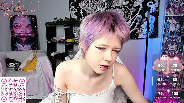 Snapshot of CarolineRichter chatting on 17, 11, 2025 CarolineRichter online show from 17, 11, 2025