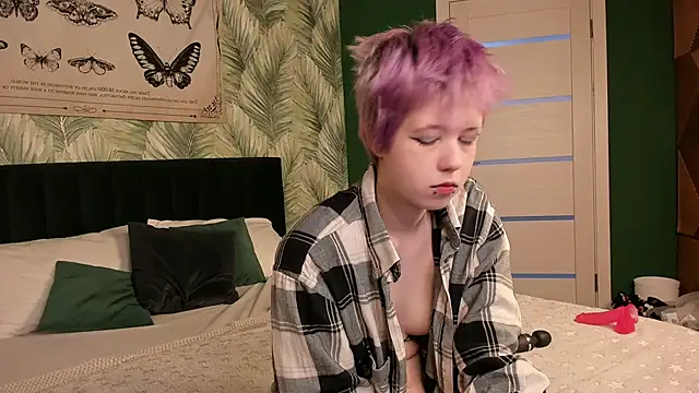 Snapshot of CarolineRichter chatting on 20, 11, 2025 CarolineRichter online show from 20, 11, 2025