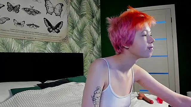 Snapshot of CarolineRichter chatting on 22, 11, 2025 CarolineRichter online show from 22, 11, 2025