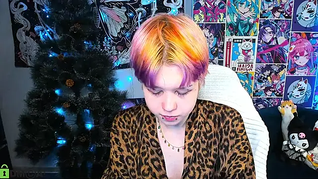 Snapshot of CarolineRichter chatting on 10, 1, 2026 CarolineRichter online show from 10, 1, 2026