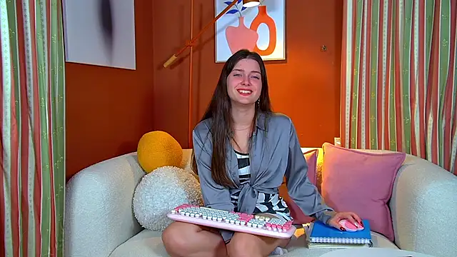 Snapshot of JessicaJewells chatting on 21, 9, 2025 JessicaJewells online show from 21, 9, 2025