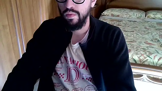 Snapshot of MisterX_99 chatting on 9, 10, 2025 MisterX 99 online show from 9, 10, 2025