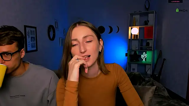 eva smiith  online show from 9, 9, 2025