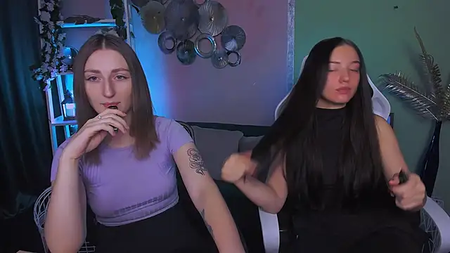 eva smiith  online show from 19, 12, 2025