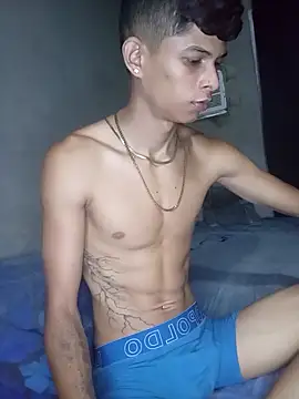 Snapshot of God_Eros_23cm chatting on 24, 10, 2025 God Eros 23cm online show from 24, 10, 2025