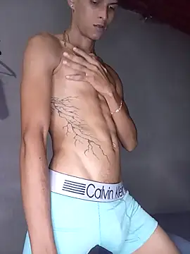 Snapshot of God_Eros_23cm chatting on 14, 11, 2025 God Eros 23cm online show from 14, 11, 2025