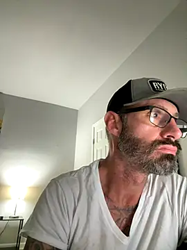 Snapshot of drew873 chatting on 4, 12, 2025 drew873 online show from 4, 12, 2025