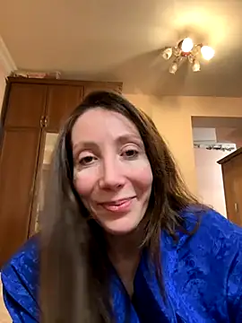 HellaryTourent online show from 25, 11, 2025