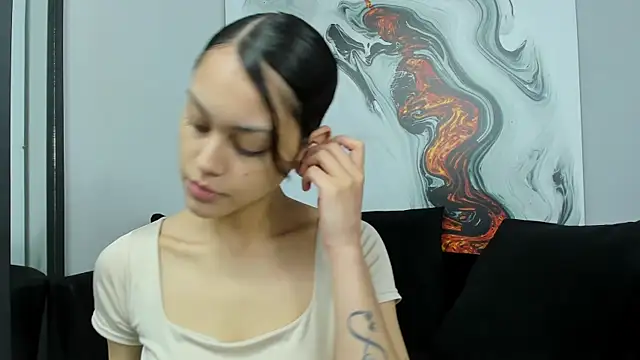 Charlottegray 1 online show from 27, 9, 2025