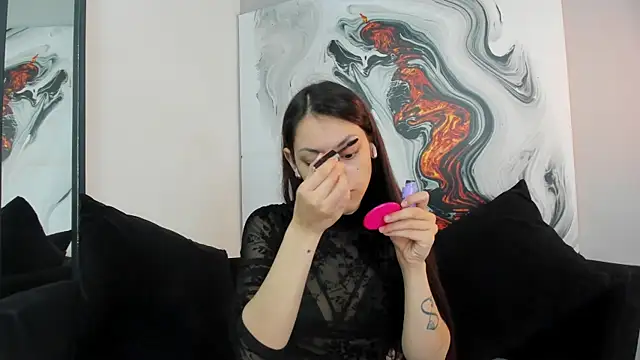 Charlottegray 1 online show from 8, 10, 2025