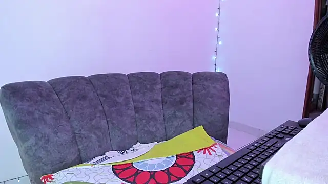 Sandy-13 online show from 14, 9, 2025