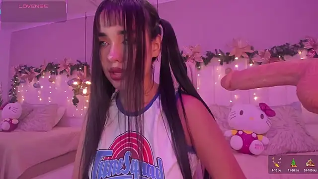 Snapshot of Rachell_Ross_ chatting on 15, 12, 2025 Rachell Ross online show from 15, 12, 2025