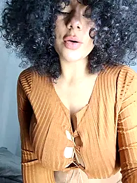 Snapshot of Yerystar chatting on 20, 10, 2025 Yerystar online show from 20, 10, 2025