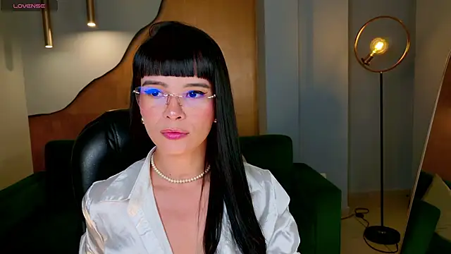 AgathaKondo  online show from 7, 2, 2026