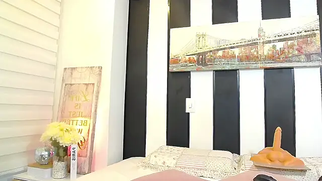 ParisRoux online show from 25, 10, 2025