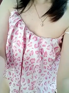 Snapshot of One_mores chatting on 18, 9, 2025 One mores online show from 18, 9, 2025