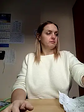 Ami Foxy online show from 25, 11, 2025