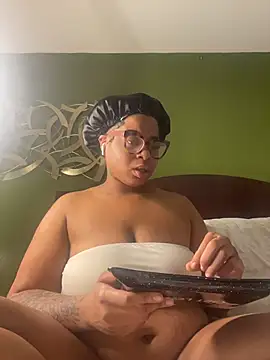 caramel  cremes online show from 6, 11, 2025