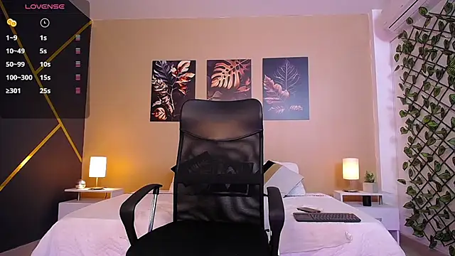 ChristopherBlack  online show from 10, 1, 2026