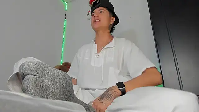 Mateo Escobar online show from 3, 12, 2025