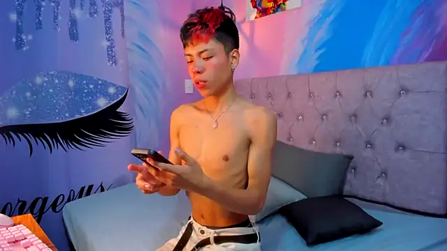 MaxiWildd online show from 5, 11, 2025