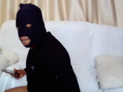 Snapshot of AfricanoMasqueMan chatting on 15, 9, 2025 AfricanoMasqueMan online show from 15, 9, 2025