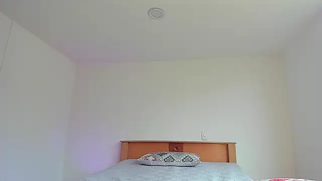 SusanClarck online show from 1, 12, 2025