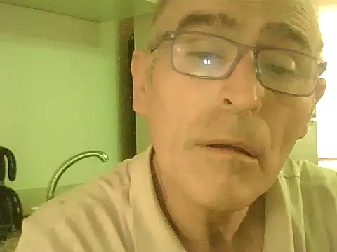 Snapshot of isogok22 chatting on 31, 5, 2026 isogok22 online show from 31, 5, 2026
