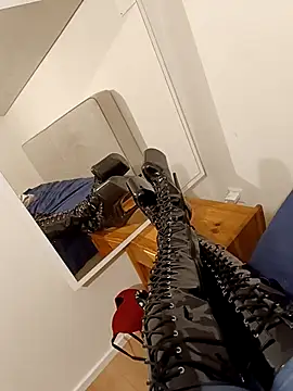 Snapshot of Teafeet chatting on 3, 2, 2026 Teafeet online show from 3, 2, 2026