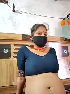Snapshot of Daisygirl9 chatting on 9, 5, 2026 Daisygirl9 online show from 9, 5, 2026