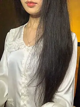 Snapshot of Nhinhi18 chatting on 27, 11, 2025 Nhinhi18 online show from 27, 11, 2025