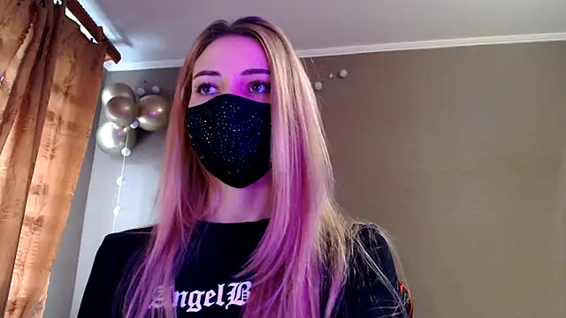 Iris lave online show from 26, 11, 2025