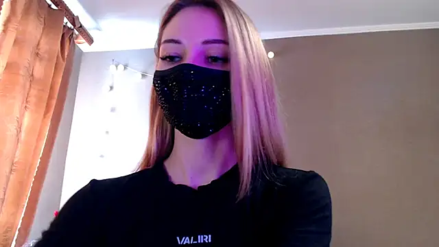 Iris lave online show from 3, 2, 2026