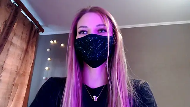 Snapshot of Iris_lave chatting on 27, 4, 2026 Iris lave online show from 27, 4, 2026